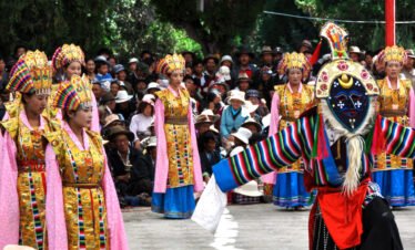 Lhasa Shoton (Yogurt) Festival Tour